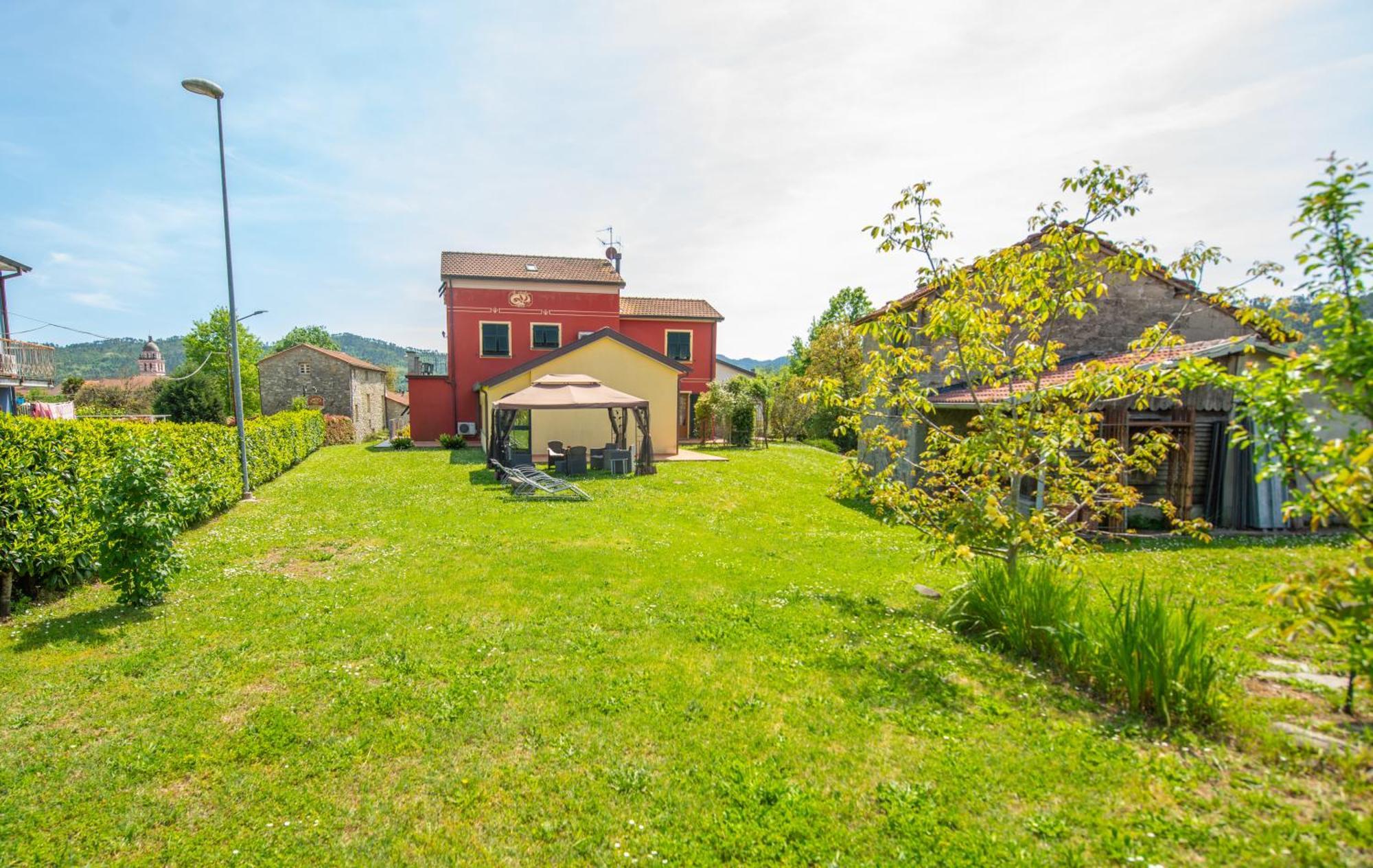Il Vecchio Noce Hotel Brugnato Exterior photo